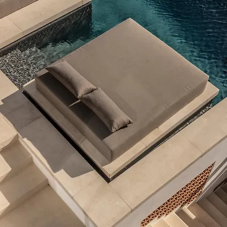 The Skyvilla Mykonos - A Landmark With Breathtaking Views Of The Psarou Bay Πλατύς Γιαλός
