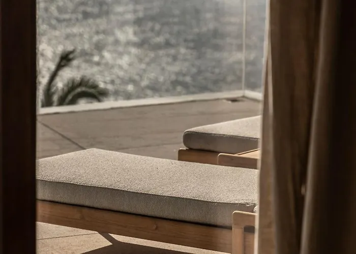 The Skyvilla Mykonos - A Landmark With Breathtaking Views Of The Psarou Bay